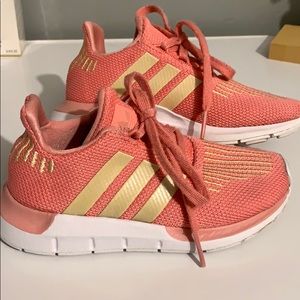 Used girls adidas size 11